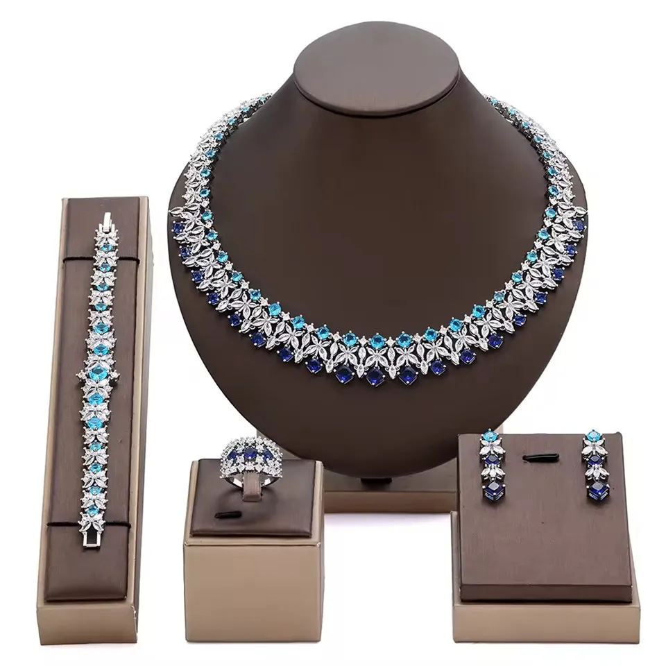 Mode fulla smyckesset