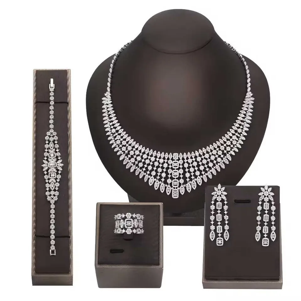 Lyxiga kristallbröllopssmycken