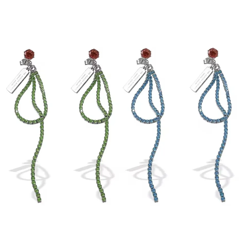 Hundra personlighet örhängen i rostfritt stål